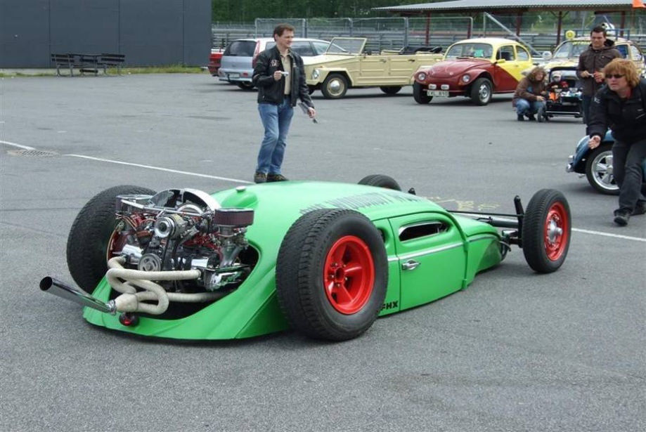 Modifiye Tutkunları ve Otomobilleri