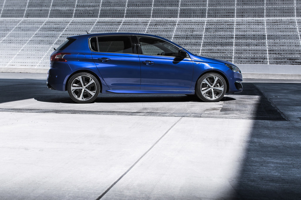 Yepyeni Bir Boyut 308 GT