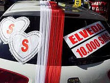 En Komik Düğün Otomobili Yazıları