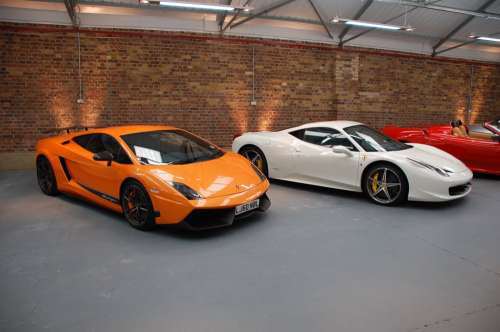 Süper Kahramanların Garajı