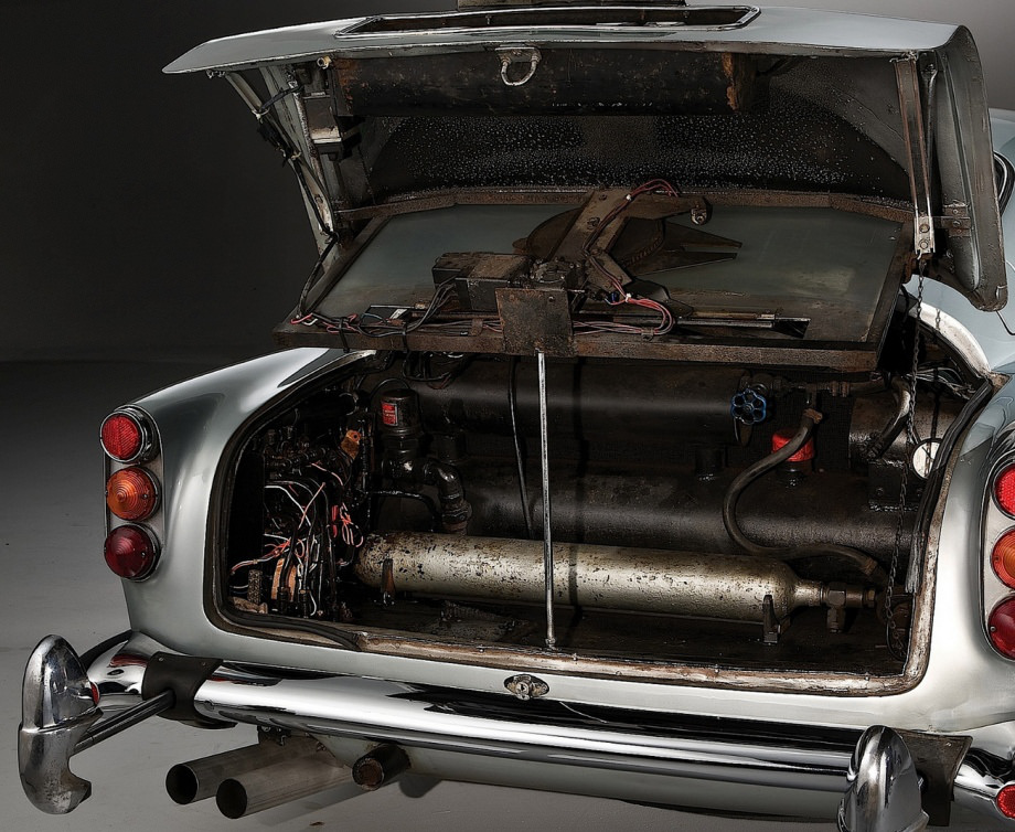 Bond’un Efsane Aston Martin’i