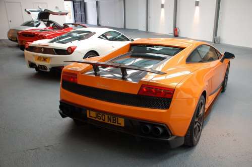 Süper Kahramanların Garajı