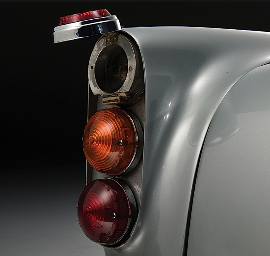 Bond’un Efsane Aston Martin’i