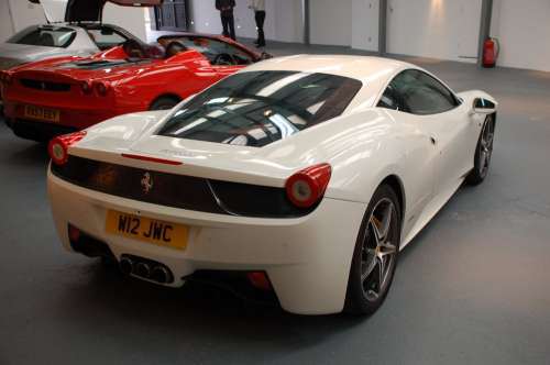 Süper Kahramanların Garajı