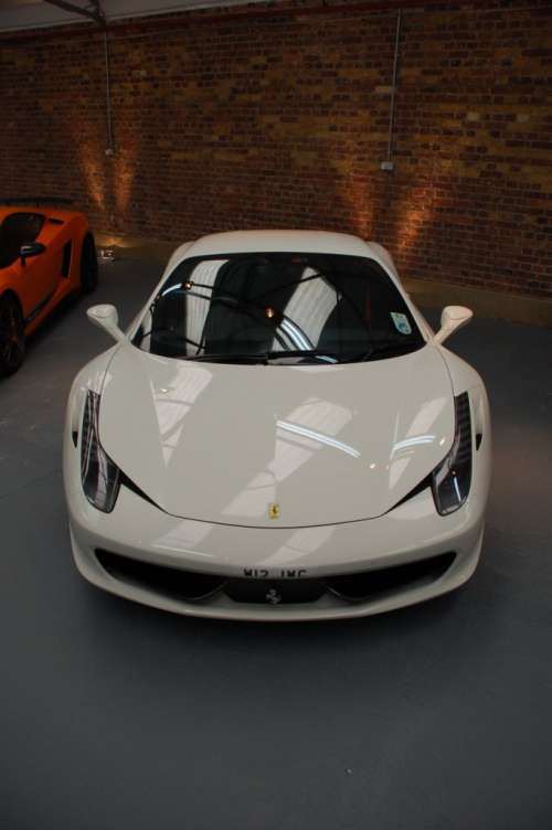 Süper Kahramanların Garajı