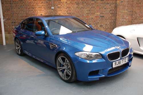 Süper Kahramanların Garajı