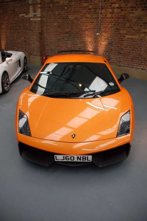 Süper Kahramanların Garajı