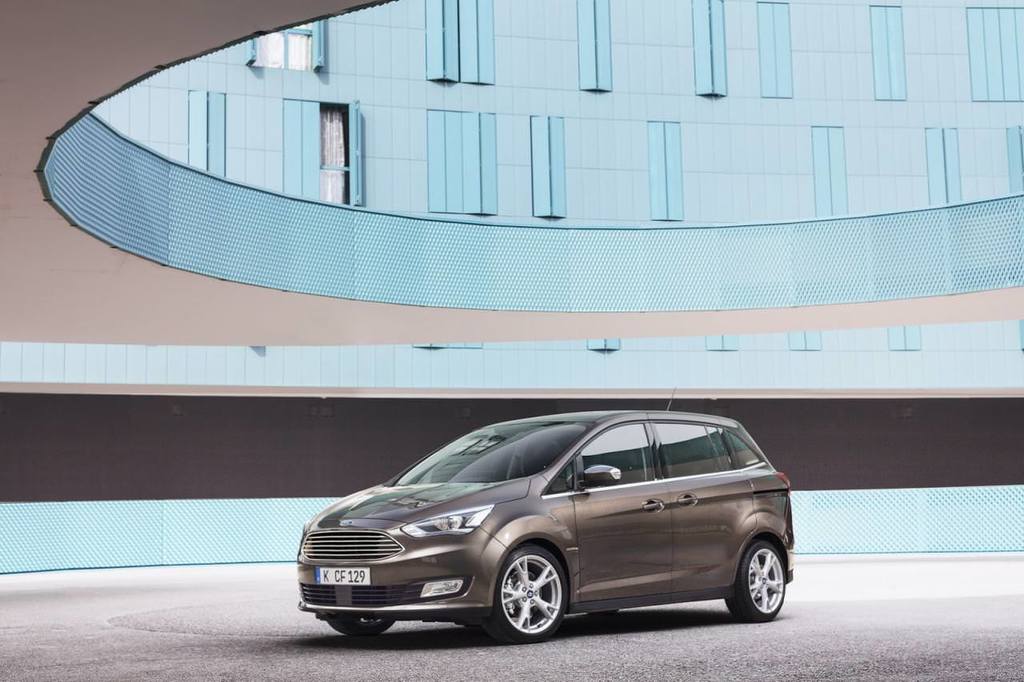 Ford C-MAX’e 2015 Cilası