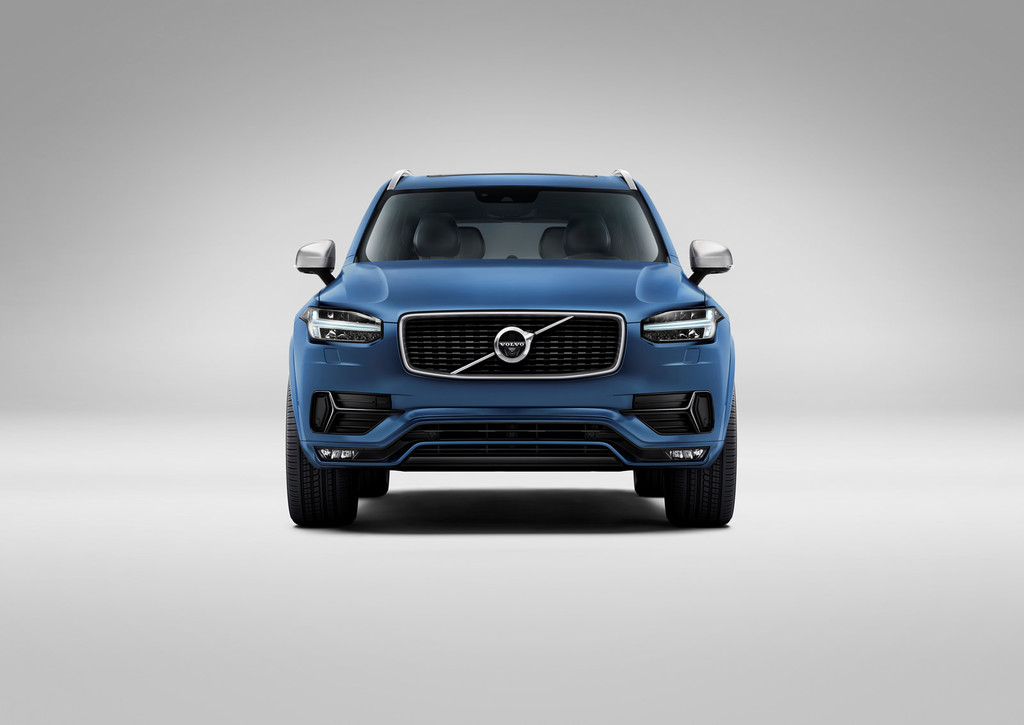 Yeni XC90'a R Dokunuşu