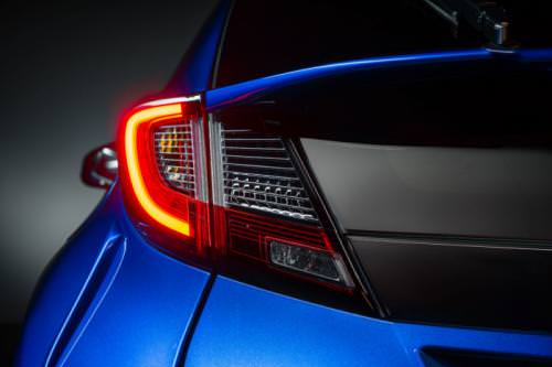 Honda Civic Yüz Gerdirdi