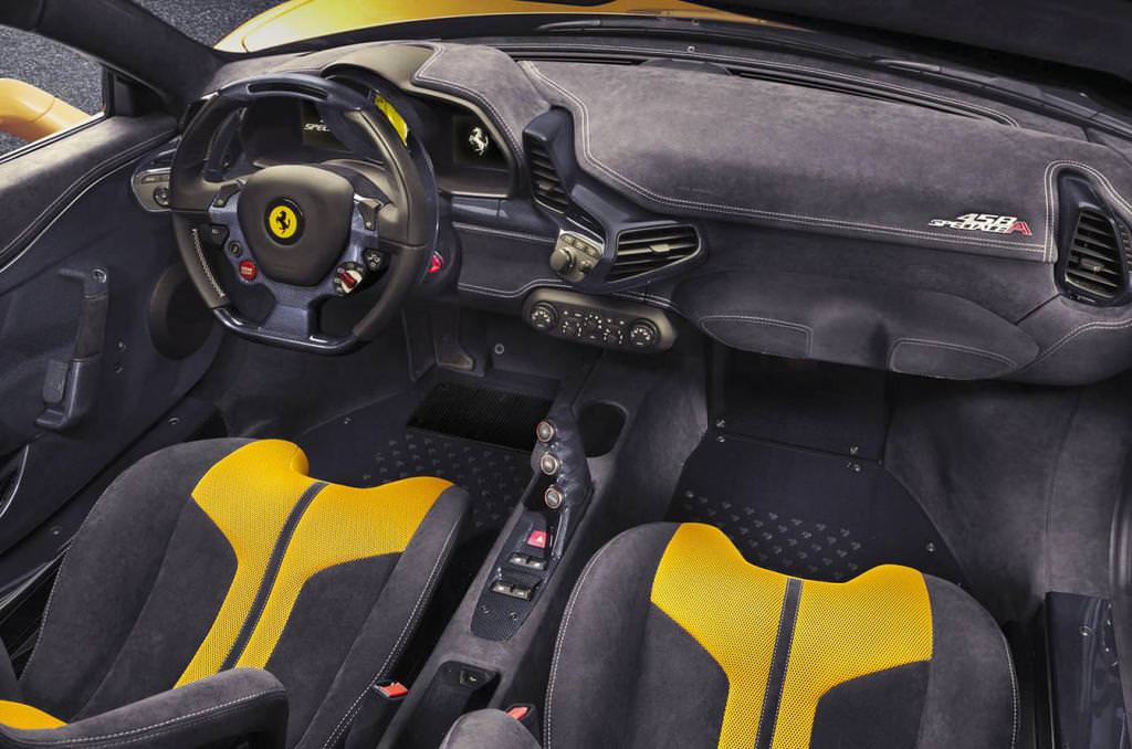 Ferrari 458 Speciale Aperta Kendini Gösterdi