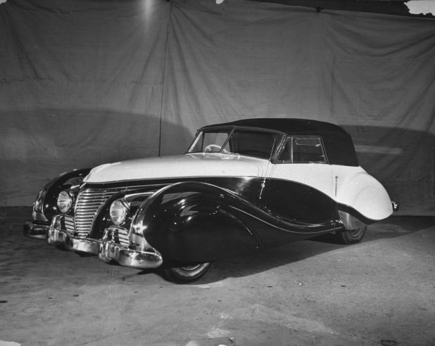 Savaş Sonrası Kıvrımlı Otomobiller