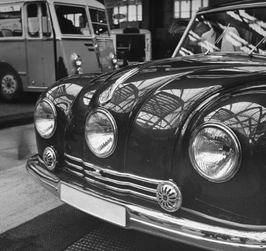 Savaş Sonrası Kıvrımlı Otomobiller