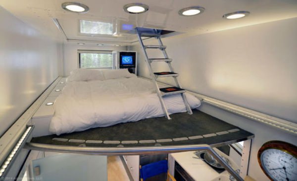 Kızı İçin Karavan Yaptı