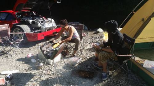 Ferrari F40’ı Olan da Kampa Gider