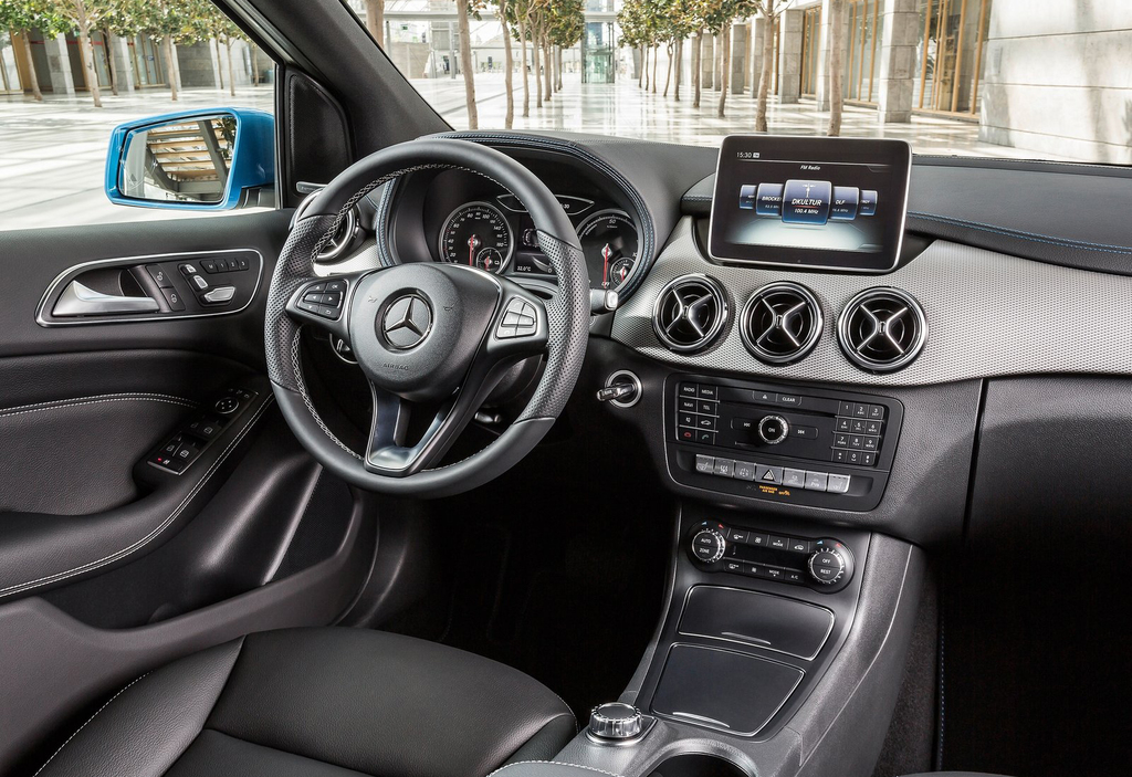 Alman marka Paris'te şov yaptı