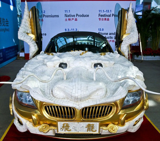 BMW’nin M3’ü ve Z4’ü Altına Bulandı