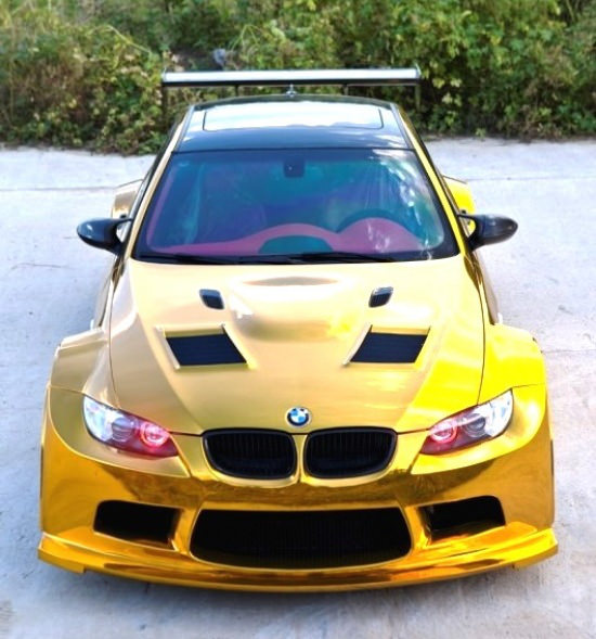 BMW’nin M3’ü ve Z4’ü Altına Bulandı