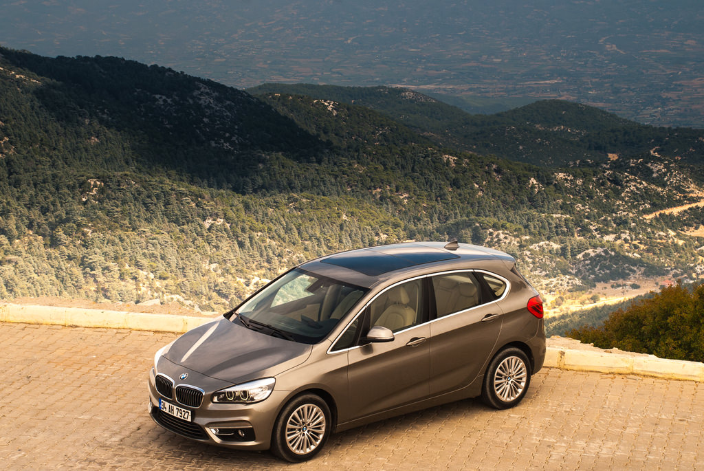 Yeni Dönem 2 Serisi Active Tourer