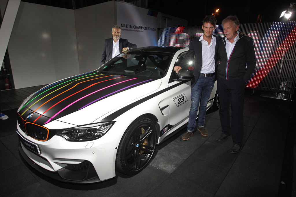 BMW Şampiyonluğu Kutluyor