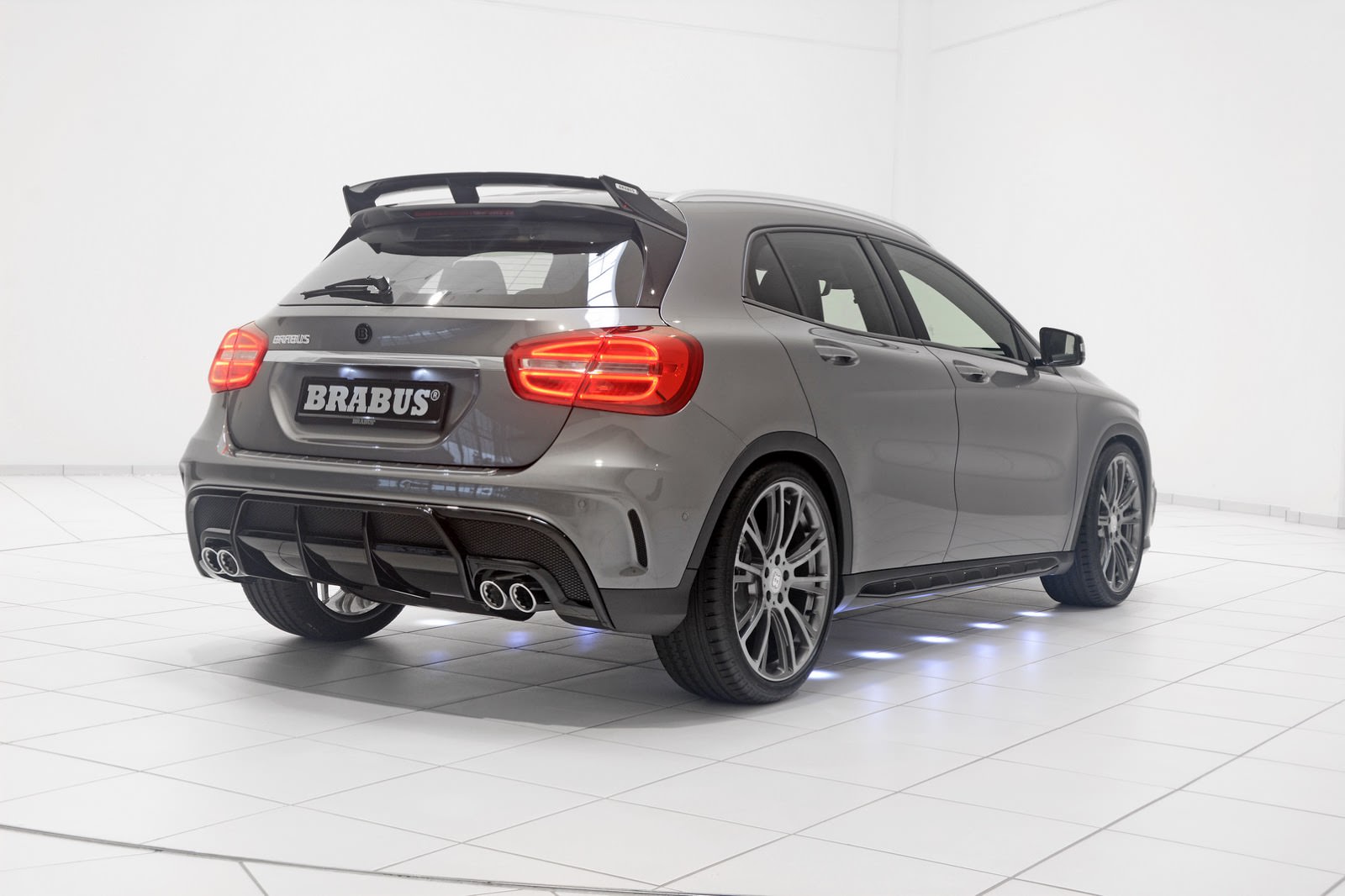 Brabus’dan 400 HP’lik GLA