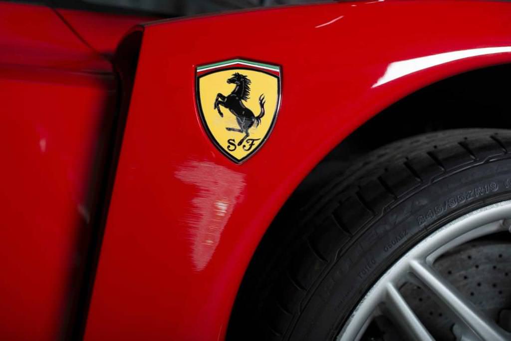 Kazalı Ferrari Enzo Sudan Ucuza Gidiyor