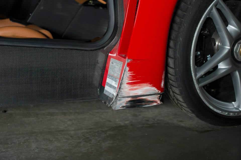 Kazalı Ferrari Enzo Sudan Ucuza Gidiyor