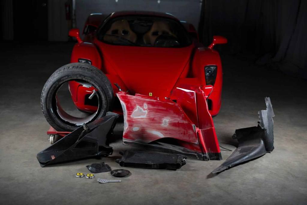 Kazalı Ferrari Enzo Sudan Ucuza Gidiyor