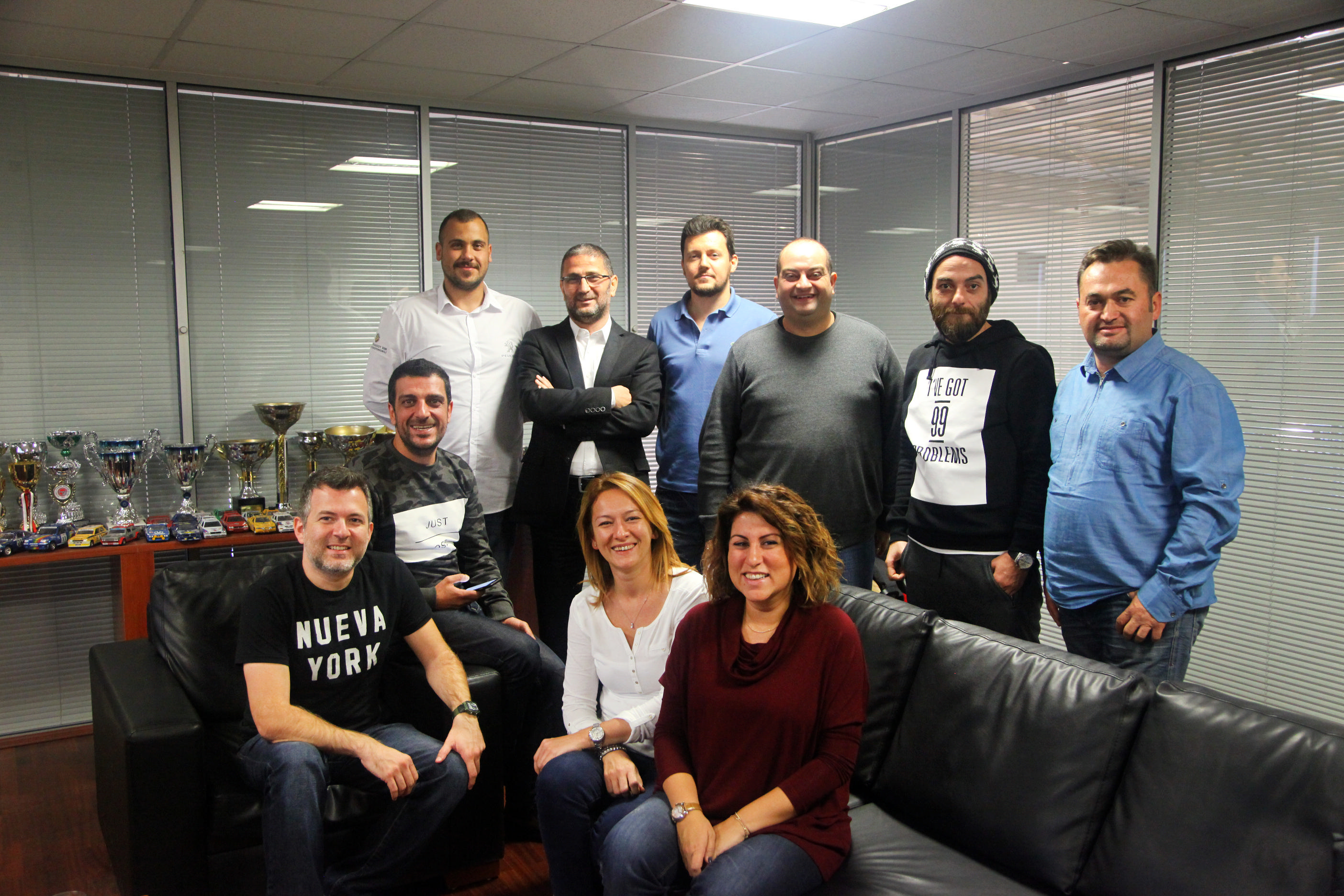 Peugeot 308 Yılın Sürücüsünün Peşinde