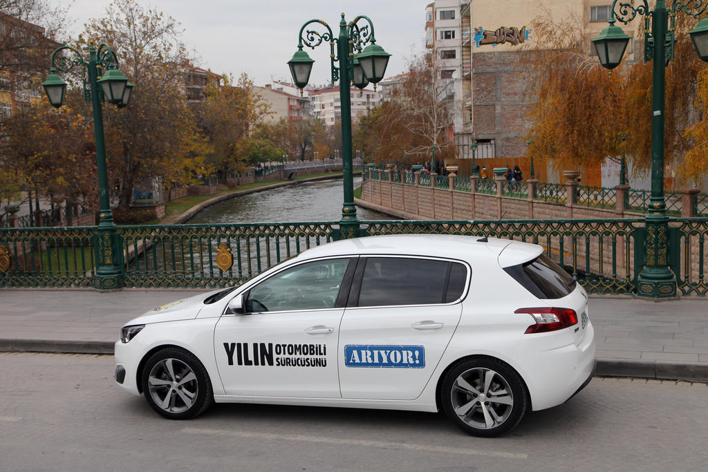 Peugeot 308 Yılın Sürücüsünün Peşinde