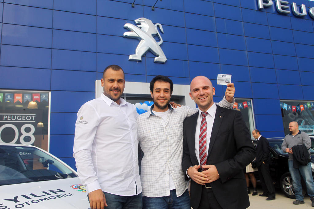 Peugeot 308 Yılın Sürücüsünün Peşinde