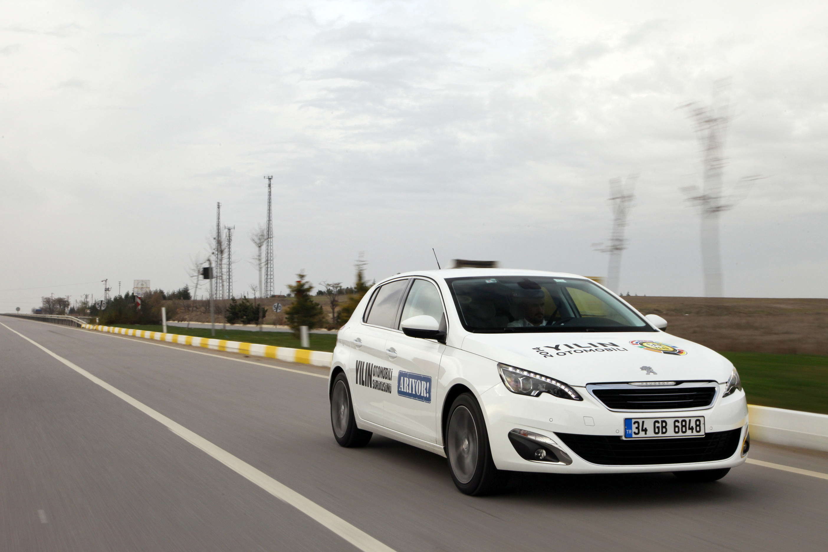 Peugeot 308 Yılın Sürücüsünün Peşinde