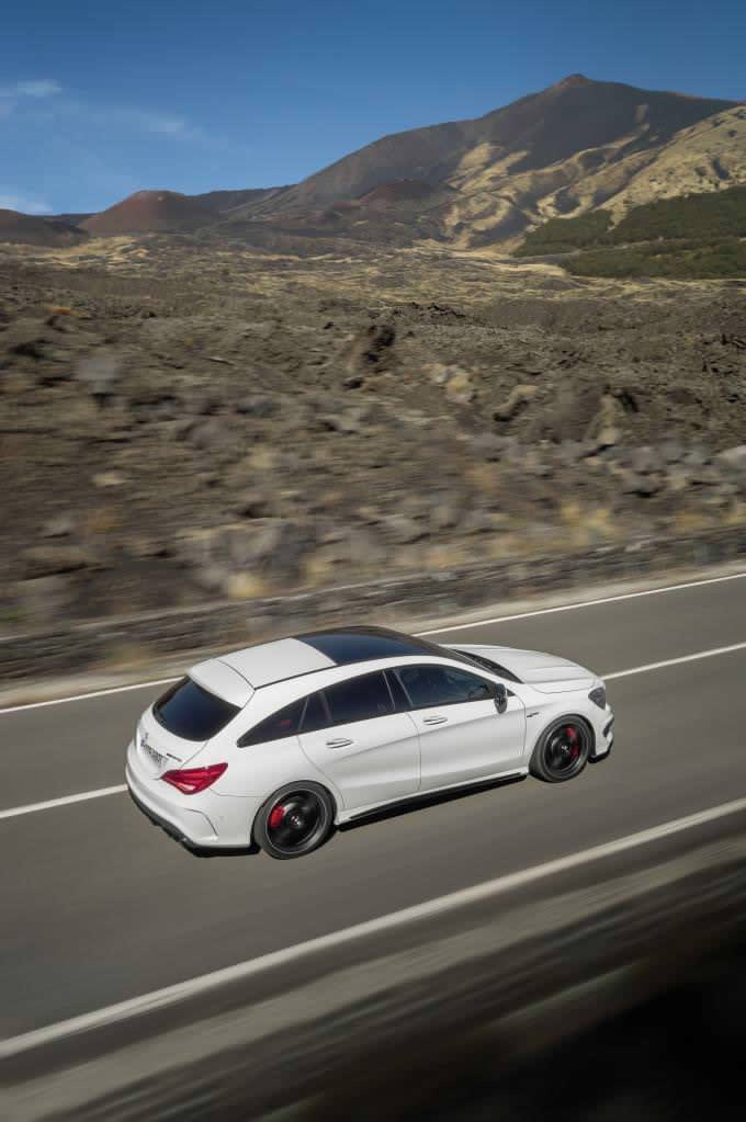 Mercedes-Benz CLA Shooting Brake Kendini Gösterdi