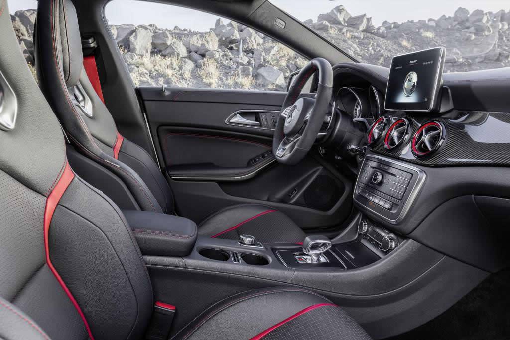 Mercedes-Benz CLA Shooting Brake Kendini Gösterdi