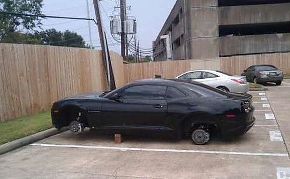 Gözlerini Jantlara Diktiler