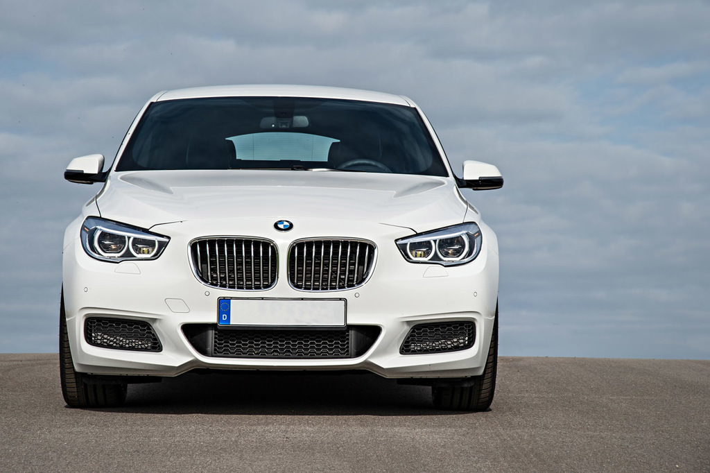 5 Serisi GT Plug-in Konsepti Fransa’da Görücüye Çıktı