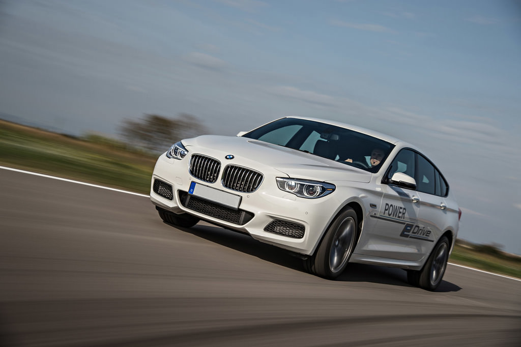 5 Serisi GT Plug-in Konsepti Fransa’da Görücüye Çıktı