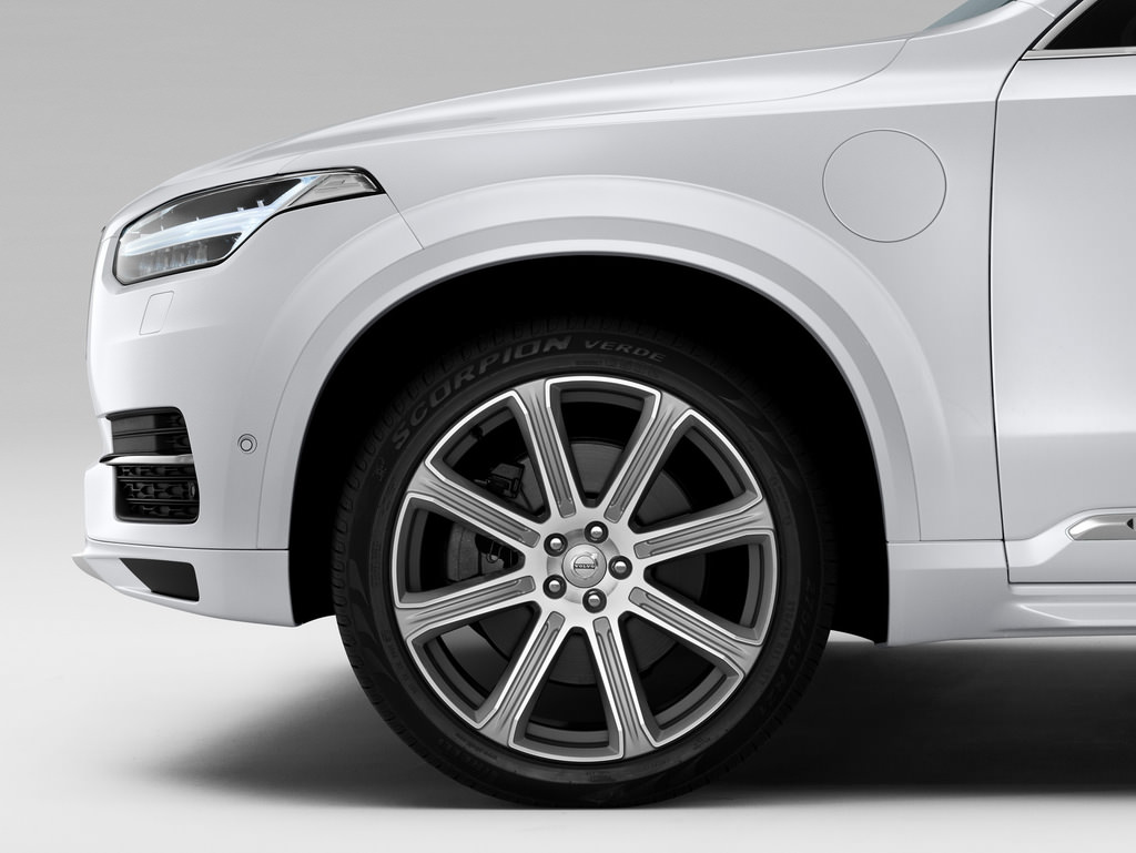 2.5 Litre Yakan SUV