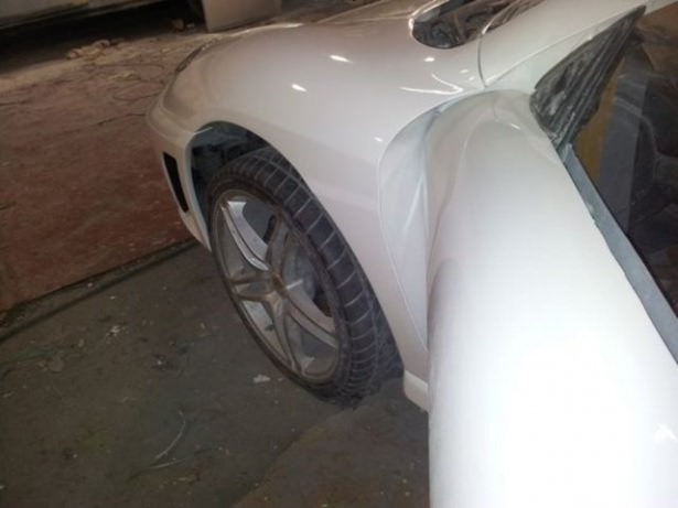 Önce Limuzin Sonra Ferrari Yaptı