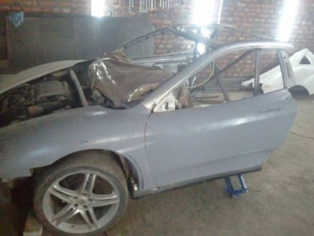 Önce Limuzin Sonra Ferrari Yaptı
