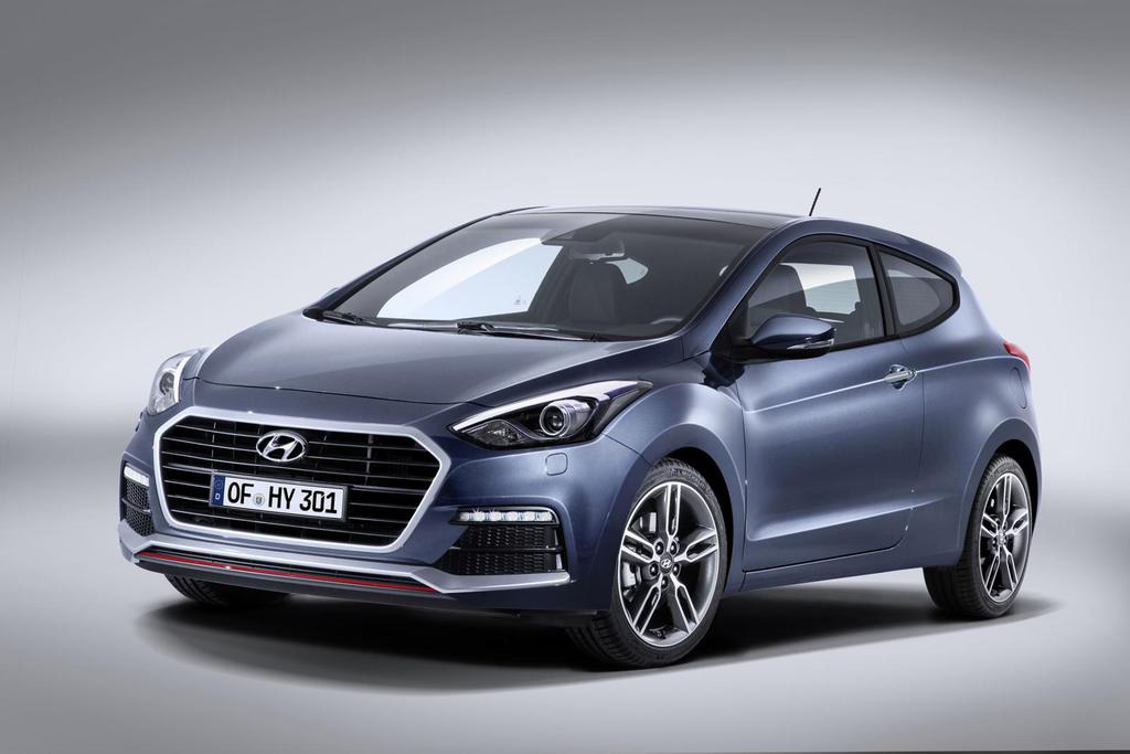 Hyundai i20 Coupe Kendini Gösterdi
