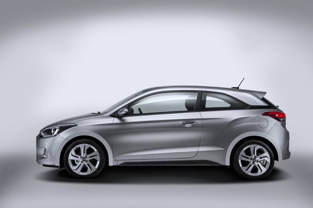 Hyundai i20 Coupe Kendini Gösterdi