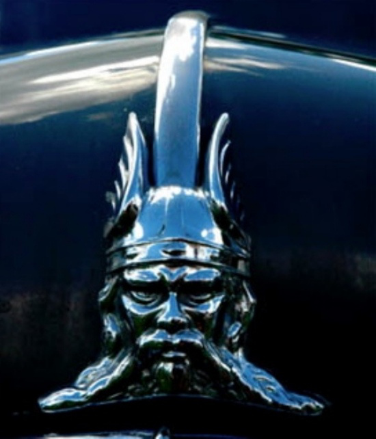 En İlginç Kaput Süsleri