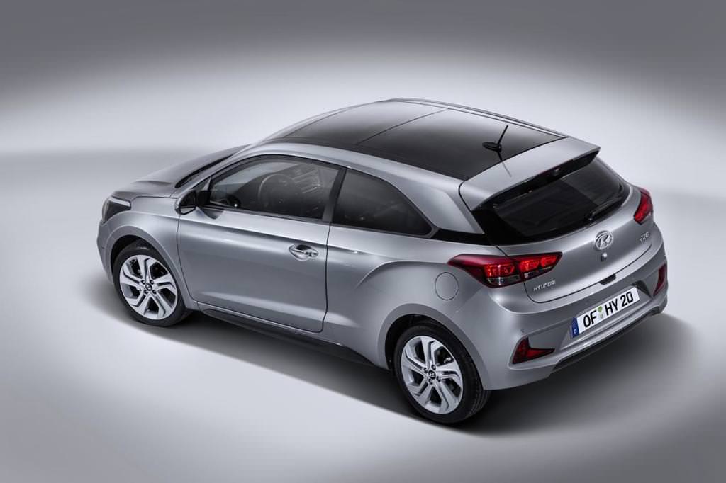 Hyundai i20 Coupe Kendini Gösterdi