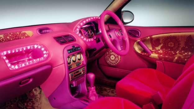 Modayla Otomobillerin Buluşması