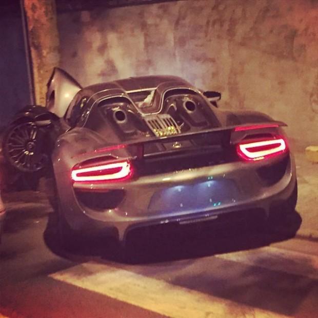 Hız Sınırlarını Aşan Porsche 918 Spyder Kullanılamaz Hale Geldi