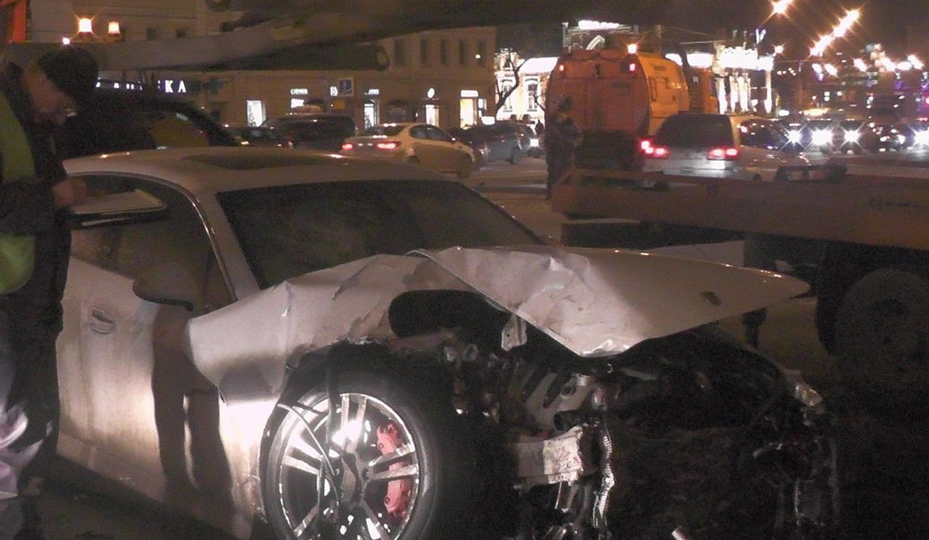 BMW ve Porsche’nin Sokak Yarışı Ölüm Getiriyordu