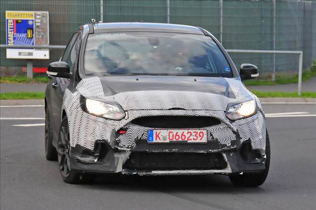 2015 Detroit Otomobil Fuarı Kapılarını Açtı