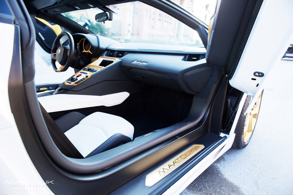 Altın Kaplama Aventador