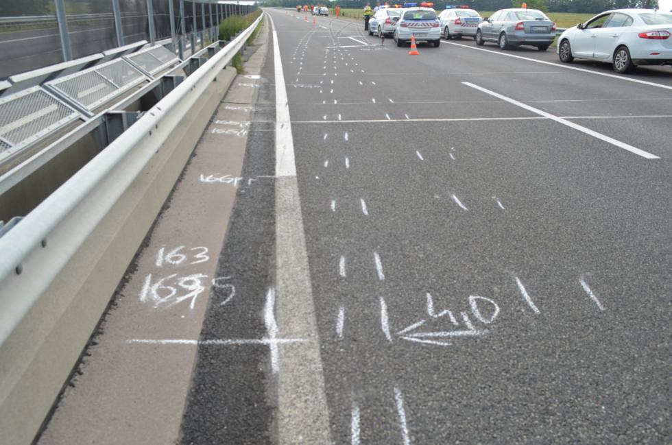 310 km/s Hızla Giden Lamborghini’nin Yaptığı Kazanın Fotoğrafları Ortaya Çıktı